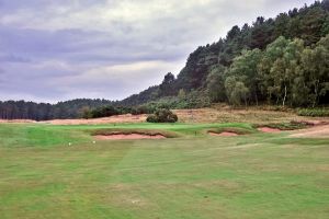 Hollinwell 16th Approach